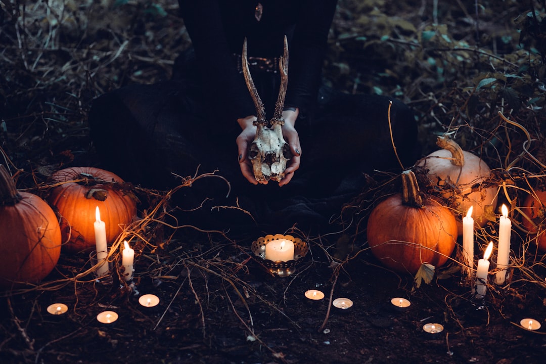 Photo Pumpkin chandelier