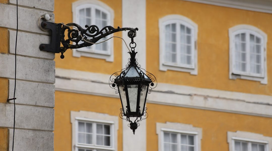 Photo Blason wall lamp