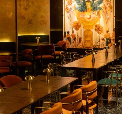 Photo decorative wall lamp