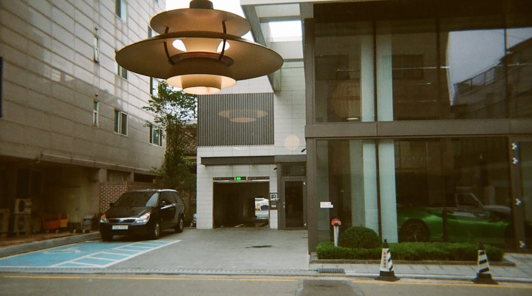 Photo pendant light
