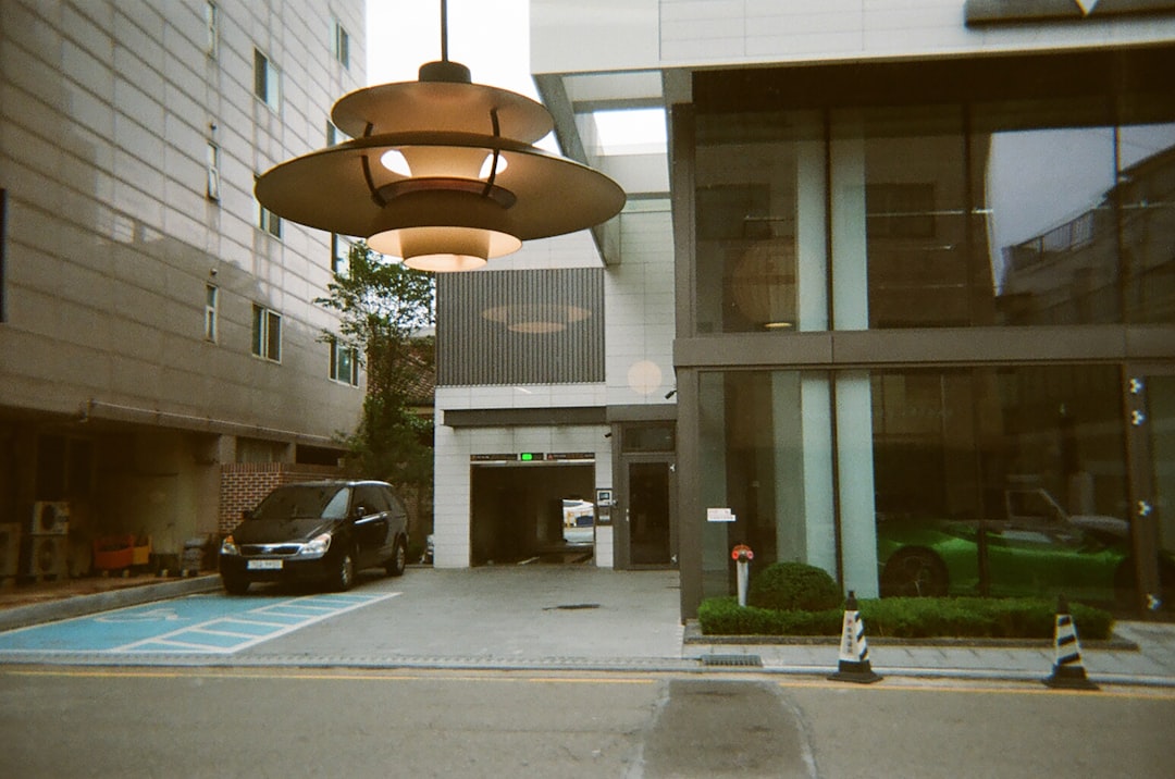Photo pendant light