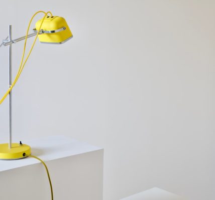 Photo childrens desk lamp