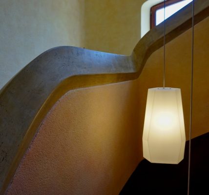 Photo alabaster pendant light