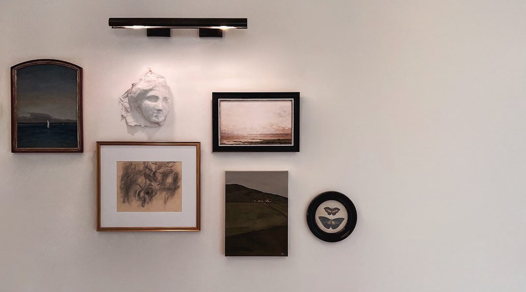 Photo art ledge lighting