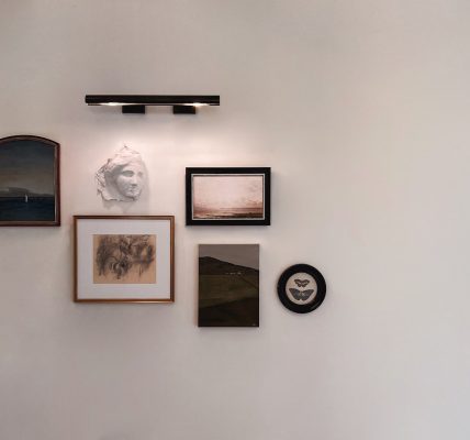 Photo art ledge lighting