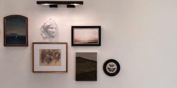 Photo art ledge lighting